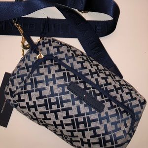 Tommy Hilfiger Cross Body